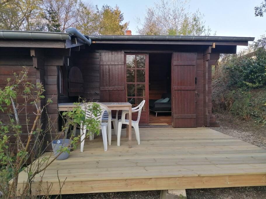 Chalet En Pleine Nature Au Bord D'Un Etang Lanvallay Eksteriør bilde